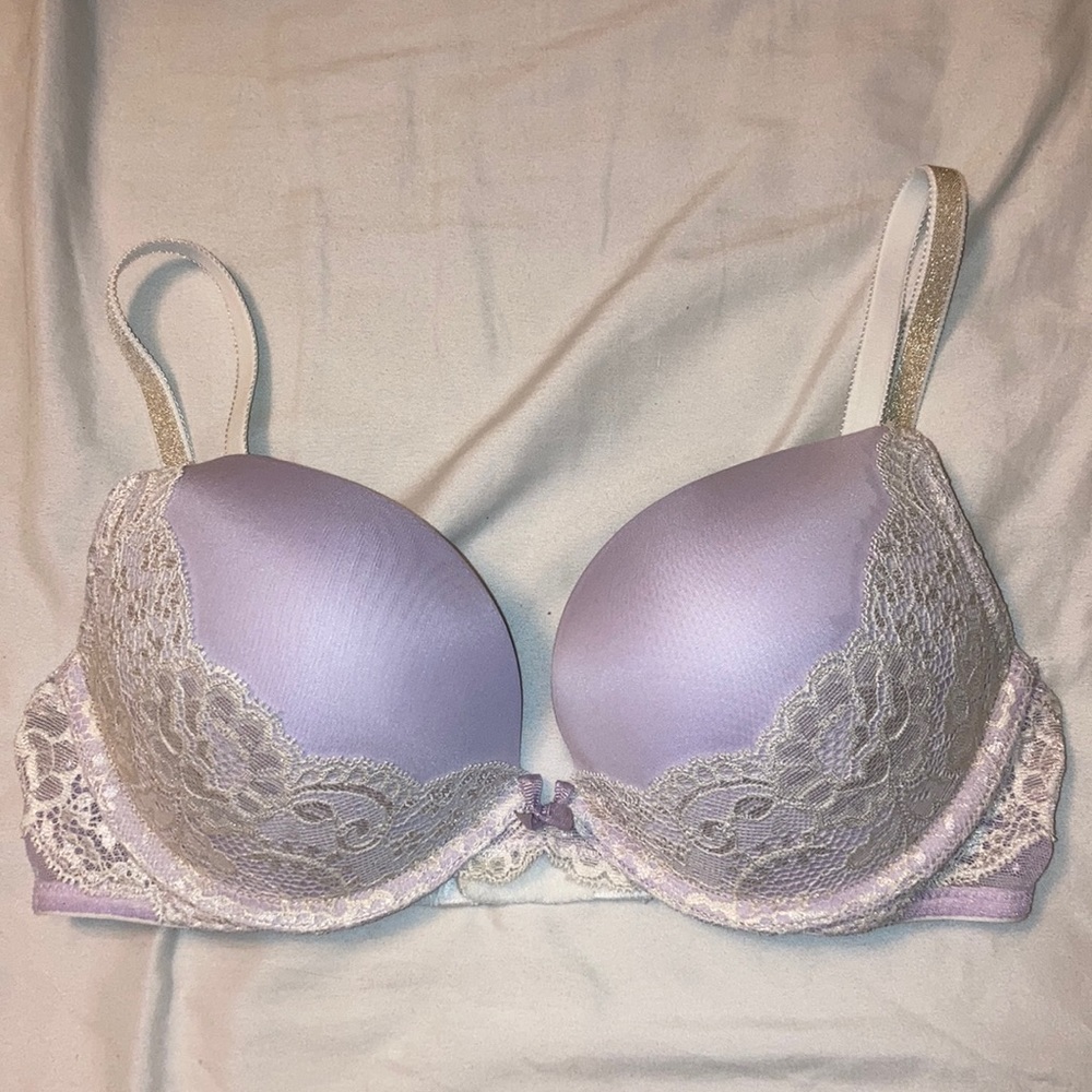 Women’s Victoria’s Secret Add two cups Dream Angels lilac lace pushup plunge bra